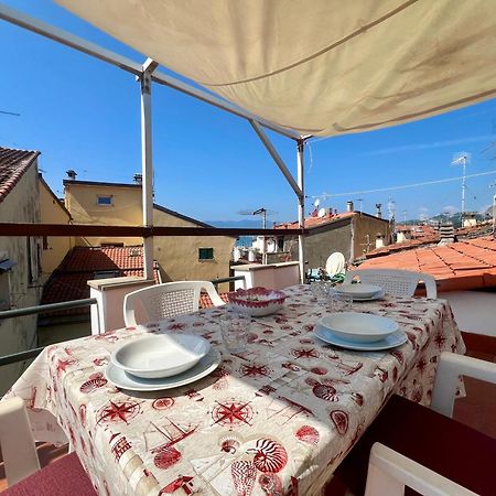Апартаменты Terrazza Del Centro Леричи Экстерьер фото